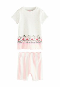 Zweiteiliger Schlafanzug bestehend aus einem weißen Oberteil mit rosa Punkten, Kirschen-Design und gewellten Kanten; pink-weiß gestreiften Shorts.