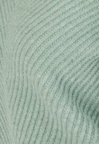 Damart COL V  - Maglione - vert jade