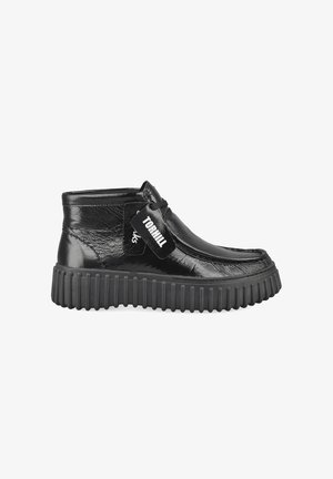 Clarks Originals, CLARKS DAMEN - BOOTS TORHILL MOSS SCHWARZ 39 - Plateaustiefelette - schwarz