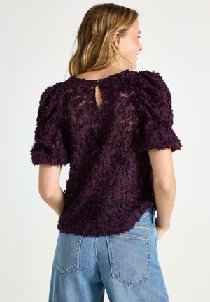 Rankning 7: Lindex - RINO - Blus