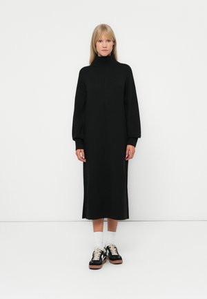 PCMALOU ROLL NECK DRESS  - Stickad klänning - black