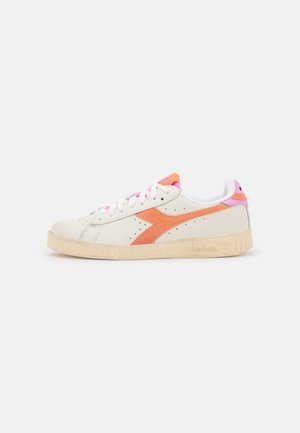 GAME ICONA - Sneakersy niskie - cantaloupe/pastel lavander