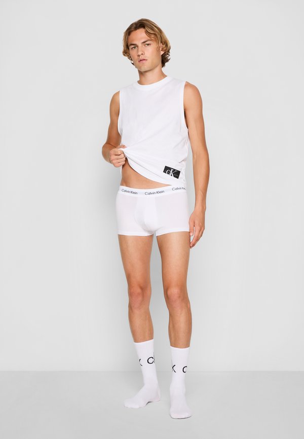 LOW RISE TRUNK 3 PACK - Trunks2