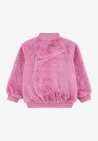 Nike Sportswear UNISEX - Bombejakke - magic flamingo