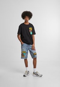 True Religion BOBBY SN NO FLAP PATCHES - Denim shorts - blue