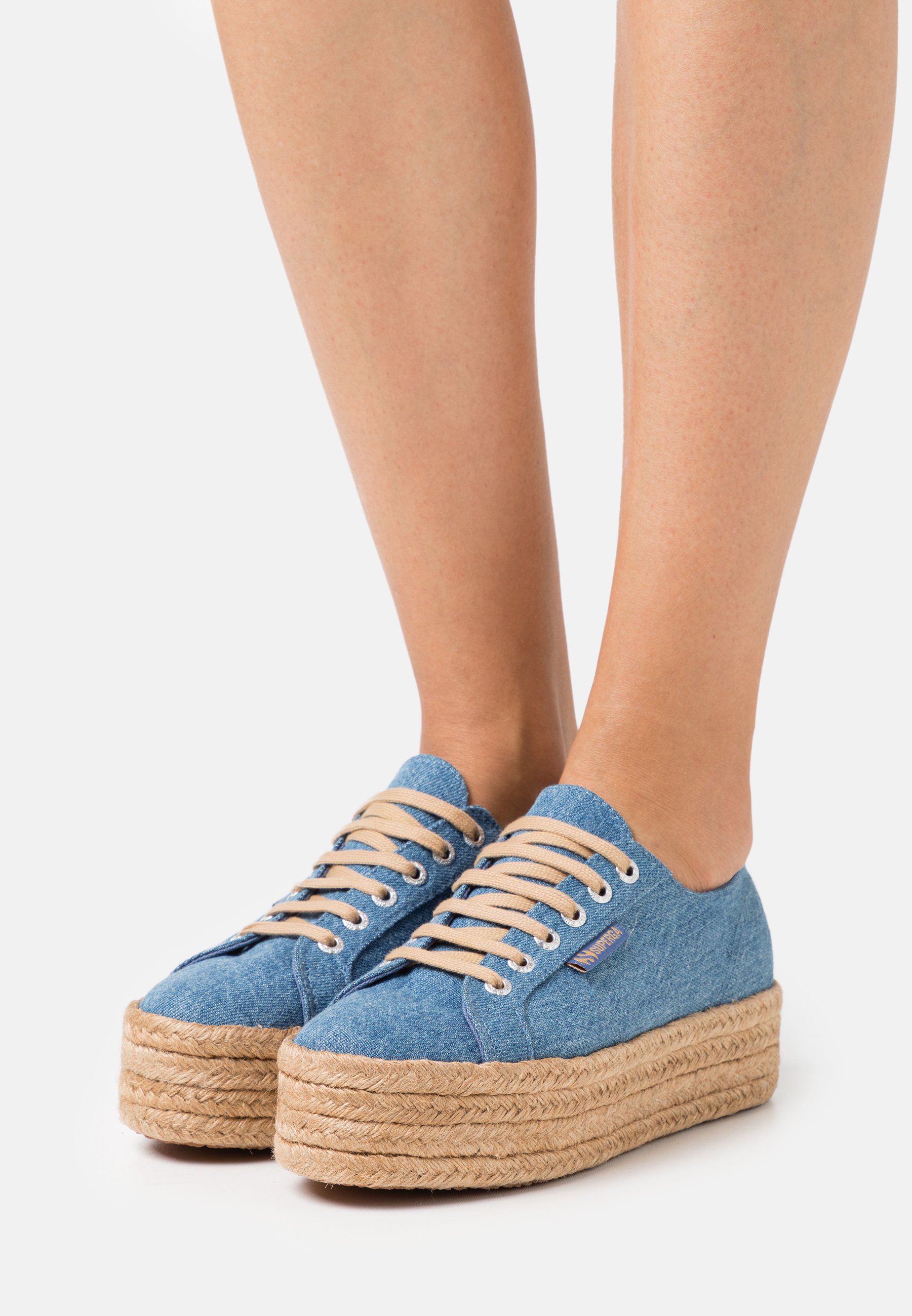superga blu mid