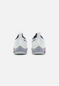 Mizuno WAVE MOMENTUM 3 - Scarpe da pallavolo - white/salsa/black