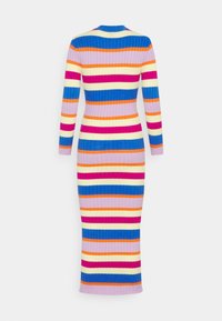 Geripptes, langärmliges, gestreiftes Kleid mit einer Vielzahl von Farben: Blau, Orange, Pink, Gelb und Flieder. Figurbetontes, hüftlanges Design.