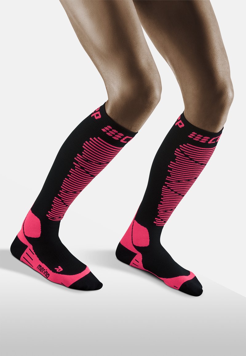 Damen Strumpfhosen | CEP SKI MERINO COMPRESSION Sportsocken black/pink/schwarz - PK70587 Damen Strumpfhosen | CEP SKI MERINO COMPRESSION Sportsocken black/pink/schwarz - PK70587