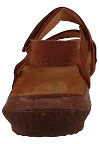 El Naturalista Mules - wood