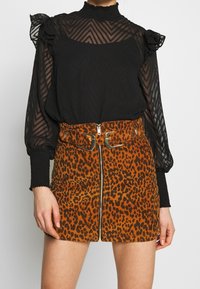 VILA Bluse - black
