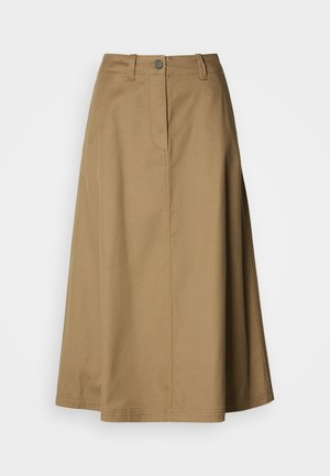 Khaki midi sukňa z bavlnenej zmesi, s rovým strihom, predným zapínaním na gombíky a jemnou textúrou, so bočnými rozparkami na voľnosť pohybu.