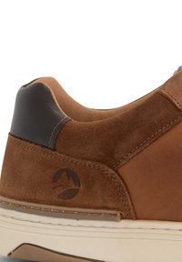Travelin BURNHAM - Sneakers laag - cognac