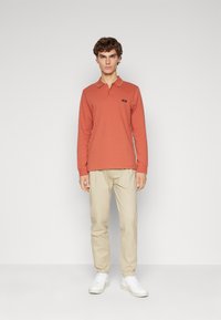 Calvin Klein STRETCH TIPPING - Topper langermet - copper sun