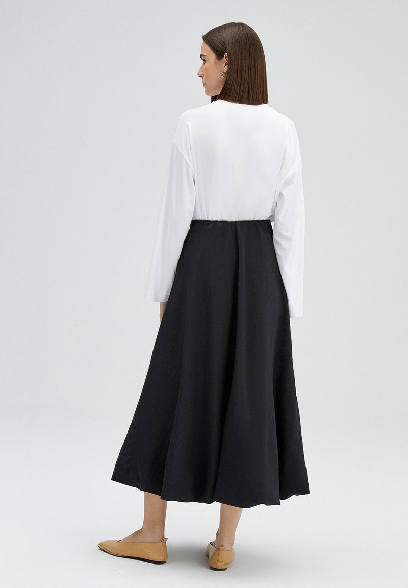 Lange rok met elastiek in de taille - Blauw - Maat XL
