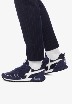 W6yz Zapatillas Hombre Yak-M, Turquesa, 42 EU : MainApps