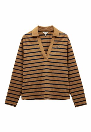 Brūna garām piedurknēm krekls ar tumši zilu horizontālu svītru, dziļu V veida kaklu un apkakli. Mazs logotipa elements kreisajā krūtī. Mīksts, brīvs piegriezums.