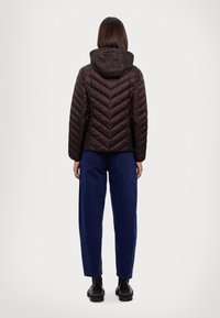 MICHAEL Michael Kors SHORT PACKABLE  - Dunjakke - chocolate