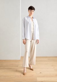 Marc O'Polo PANTS - Broek - beige