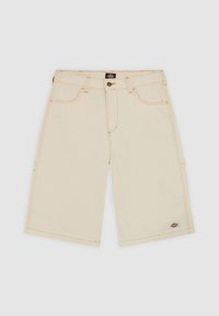 Shorts cargo beige con cuciture arancioni, cinque tasche, patta con bottoni e una patch con logo sul lato inferiore. Tessuto in cotone.