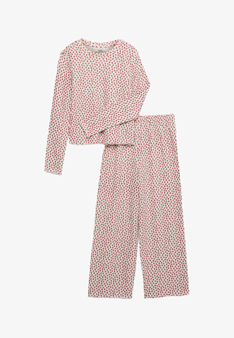 Conjunto de pijama con camiseta de manga larga y pantalones, fondo blanco con pequeño estampado floral en rojo y verde.