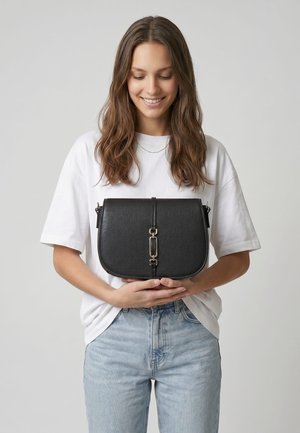 Emily & Noah, EMILY & NOAH UMHÄNGETASCHE E&N LEWE - Bolso de mano - black