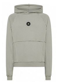 Lichtgrijze hoodie gemaakt van zachte stof. Voorzien van een kangoeroezak, een contrasterend zwart rond logo en geribde boorden en zoom.