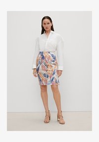 Niewybrane, light blue aop