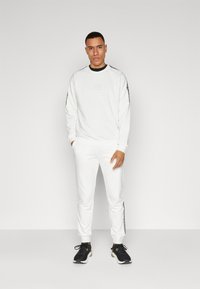Champion ATHLEISURE CREWNECK  - Felpa - light grey