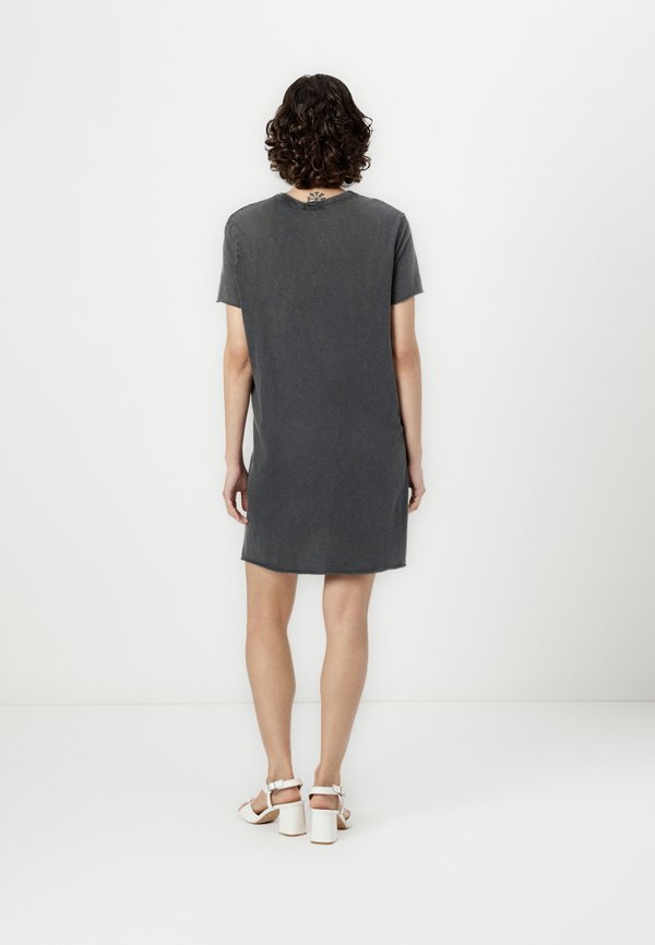 OLMLUCY LIFE ANIMAL DRESS - Jersey dress - phantom2