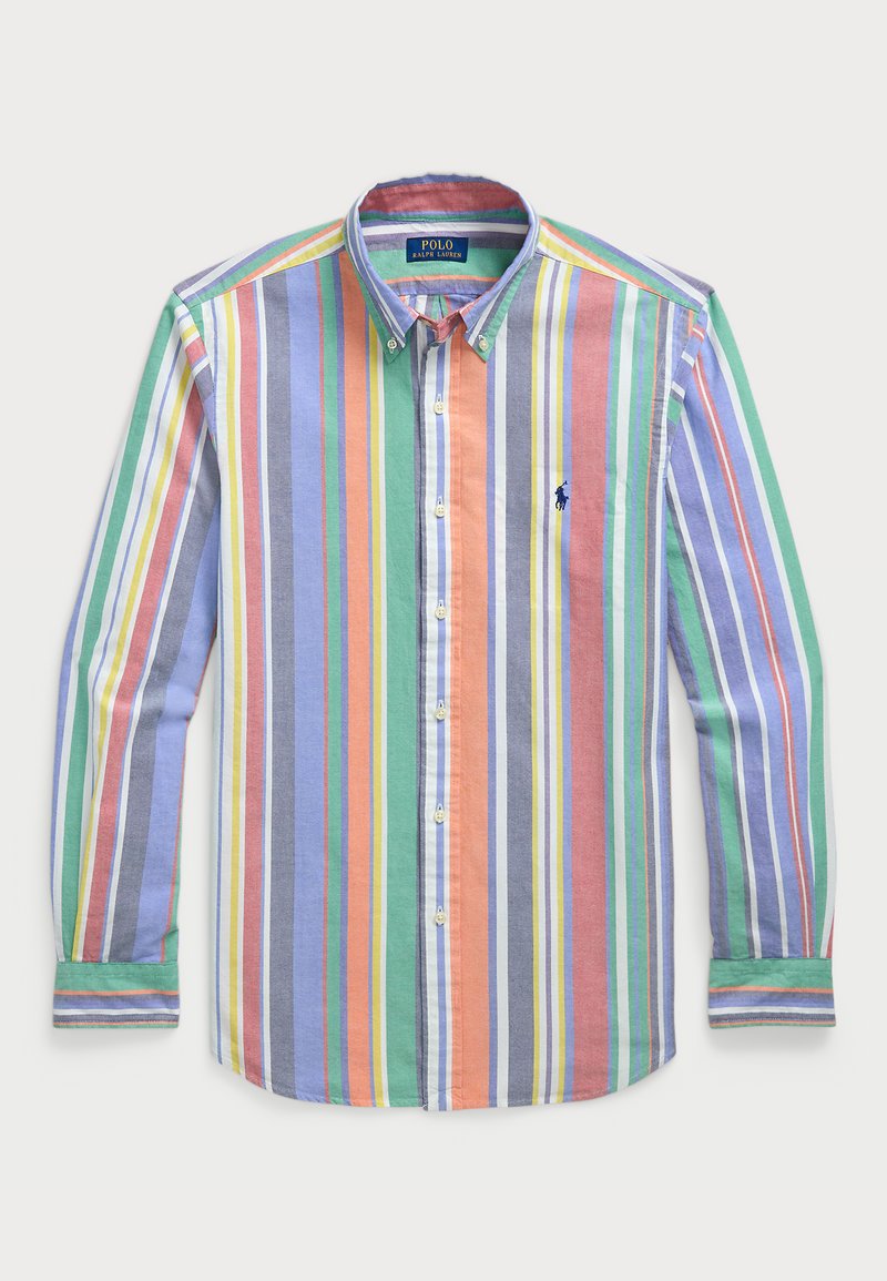 Mehrfarbig gestreifte Button-up-Hemd mit verschiedenen Breiten von Streifen in Blau-, Grün-, Orange- und Gelbtönen; enthält ein kleines Logo.