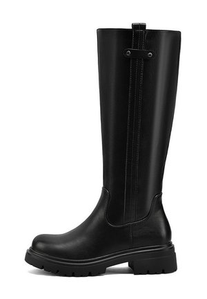 Stivali neri al ginocchio realizzati in morbida ecopelle. Presentano una punta arrotondata e una suola in gomma texturizzata, con una piccola linguetta nella parte superiore per facilitare la calzata.