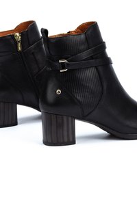 Pikolinos CALAFAT  - Ankle boots - black