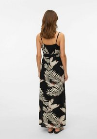 Vero Moda UMSTANDS - Maxiklänning - black