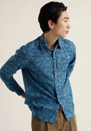 PALORES - Pluus - light blue sea leaf hydrangea