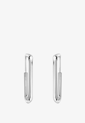 Paquet de boucles d'oreilles ovales rectangulaires en argent poli avec des bords arrondis, isolées sur fond blanc.
