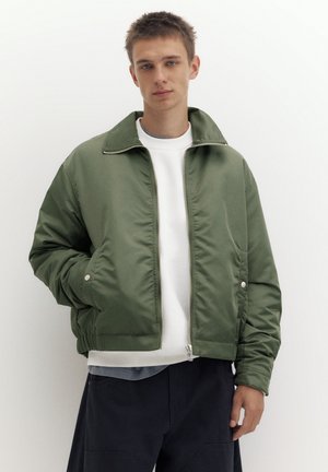 PULL&BEAR SHIRT COLLAR - BOMBER JACKET - Veste mi-saison - medium green