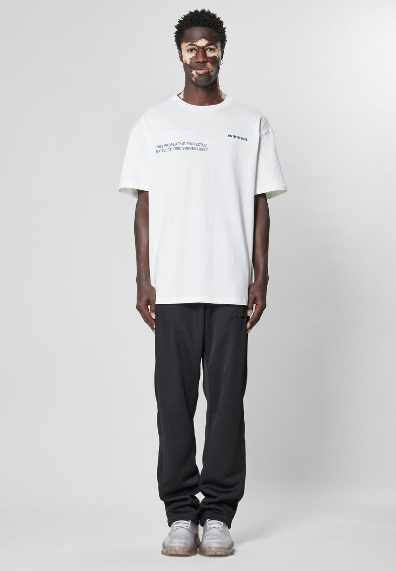 9N1M SENSE TECHNOLOGIC  - T-shirts med print - offwhite