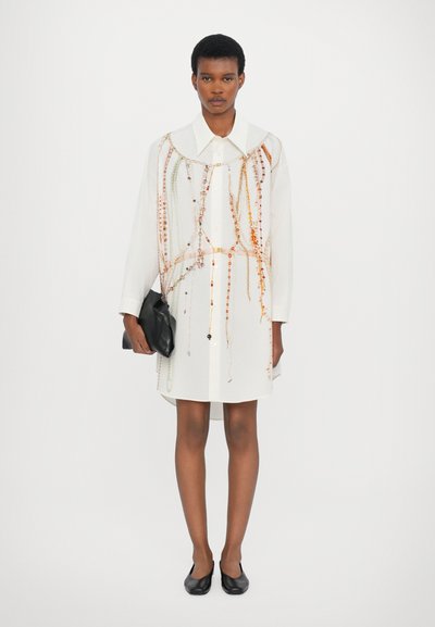 MM6 Maison Margiela Marškininė suknelė - white