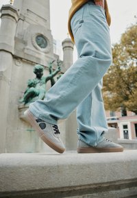 Blackstone Sportbačiai - gun metal