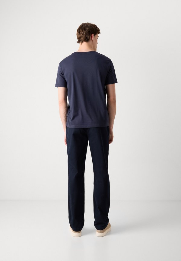 TONAL SHIELD  - Print T-shirt2