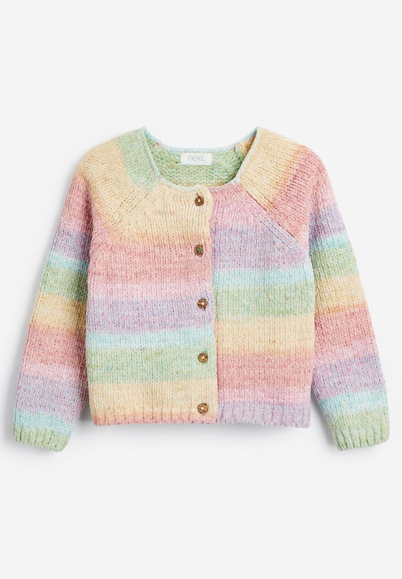 Cardigan en tricot à manches longues et col rond, présentant des rayures arc-en-ciel pastel et cinq boutons marron sur le devant.