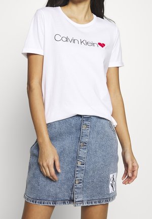 Triko s potiskem - white