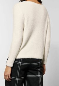 Street One Stickad tröja - white