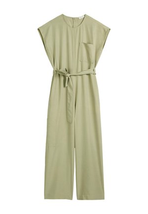 Jasnozielony kombinezon z krótkimi rękawami, okrągłym dekoltem, przednią kieszenią oraz wiązanym paskiem w talii. Wykonany z miękkiego, gładkiego materiału.