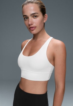 OYSHO, COMFORTLUX MEDIUM SUPPORT WITH CUPS - Sport-BH mit mittlerer Stützkraft - white