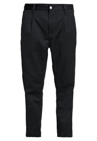 Pantalones de algodón negros con un corte ajustado, con cierre de botón, diseño de cinco bolsillos y textura suave. Estilo minimalista sin patrones.