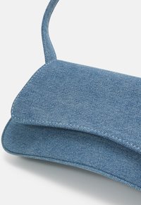 Gina Tricot SPORTY BAG - Rokassoma - mid blue