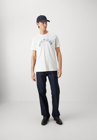 Tommy Hilfiger ARCHED TEE - T-shirts med print - calico