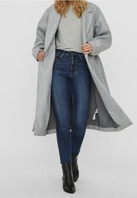 Vero Moda Abrigo clásico - light grey